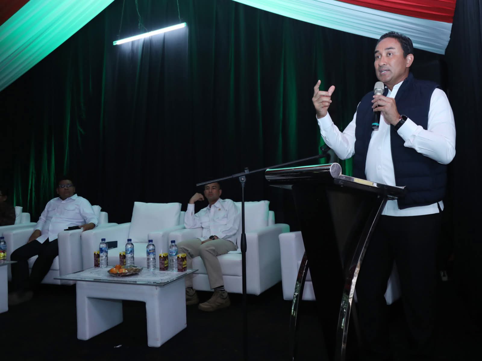 HADIRI KEMAH BHAKTI PEMUDA, KEPALA BNN RI AJAK PARA PEMUDA JADI AGEN PENCEGAHAN NARKOTIKA