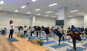 Dukung Kesehatan Mental Mahasiswa, BINUS @Malang Gelar Reset & Recharge: Mindfulness Yoga for Campus Life