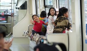 Gunakan LRT Jabodebek untuk Mobilitas Nyaman Selama Libur Nataru 2025/2026