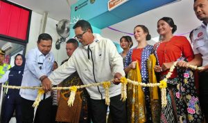 Rayakan Hari Ibu dan Dukung UMKM dalam Angkutan Nataru 2025/2026, KAI Daop 7 Madiun Gelar Fashion Batik dan Bazar di Stasiun Madiun