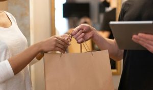 Biaya Makan dan Jajan Saat Traveling yang Sering Diremehkan