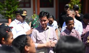 Pastikan Pendidikan Menjangkau Anak Kurang Mampu, Wapres Tinjau SRMA 41 Biak