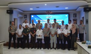 Hadiri Rapat Forum Lalu Lintas, Bupati Sintang Harap Ada Solusi Dari Kemacetan Di Sintang