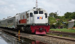 Normalisasi Jalur Pekalongan – Sragi yang Terdampak Banjir Terus Dilakukan, KA Berjalan 40 Kpj dan Tidak Ada Pembatalan Perjalanan