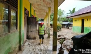 Pulihkan Kegiatan Belajar Mengajar, Kementerian PU Mulai Bersihkan Sarana Pendidikan di Aceh Tamiang