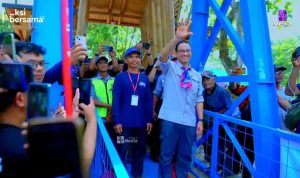 Diresmikan Anies Baswedan, Jembatan Titian Persatuan Dibangun Warga dan Aksi Bersama