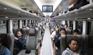 Penjualan Tiket KA Jarak Jauh Lebaran 2026 dari Daop 2 Bandung Diminati Masyarakat