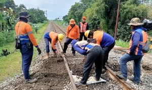 Perkuat Keselamatan Perjalanan Kereta Api dan Masyarakat, KAI Daop 7 Madiun Targetkan Penutupan 8 Perlintasan Tidak Dijaga pada 2026