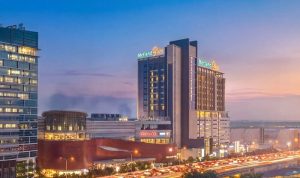 Metland Lakukan Tutup Atap Metland Smara Hotel Bekasi