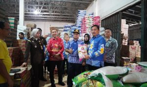 TPID OKI Sidak Agen Sembako Pastikan Stok Aman Jelang Lebaran