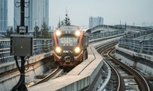 Mobilitas Ramadan Meningkat, LRT Jabodebek Perbolehkan Penumpang Berbuka Puasa Saat Perjalanan