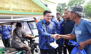 Ramadan Berkah Jelang Lebaran, KOMBAT Sumut Berbagi Taliasih dan Bingkisan untuk Ribuan Warga