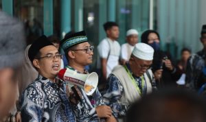 Pelepasan Jamaah Haji Plus Jawa Timur di Bandara Juanda, Penuh Haru dan Doa