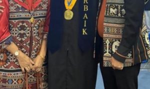 Keren, Putera NTT Jadi Lulusan Terbaik Sarjana Teknik Perkapalan Universitas Hang Tuah Surabaya Keren, Putera NTT Jadi Lulusan Terbaik Sarjana Teknik Perkapalan Universitas Hang Tuah Surabaya